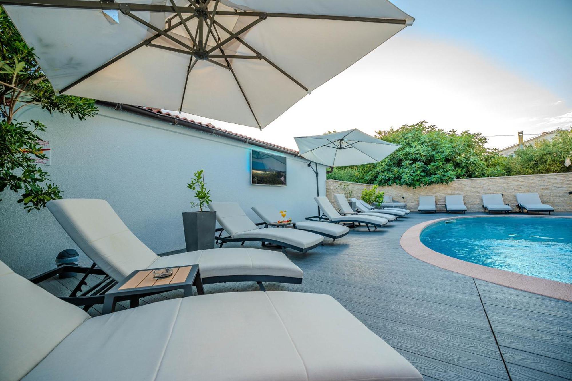 Luxury Apartments Vilamaloca Vir Kültér fotó
